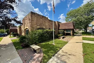 251 N Center St, Joliet, IL 60435 - Photo 1