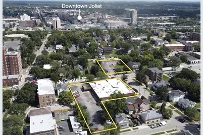 251 N Center Street, Joliet, IL 60435 - Photo 3