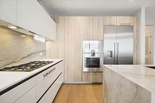 363 E Wacker Dr, Chicago, IL 60601 - Photo 9