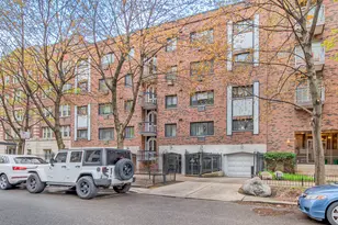 2336 N Commonwealth Ave, Chicago, IL 60614 - Photo 1