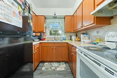 [Address not provided], Worth, IL 60482 - Photo 11