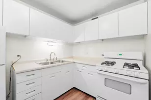 1450 E 55th Pl, Chicago, IL 60637 - Photo 7