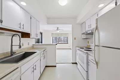 2144 Harbortown Circle #2144, Champaign, IL 61821 - Photo 13