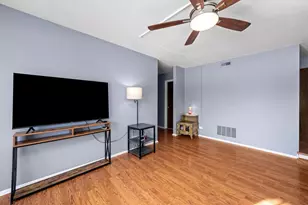 6738 181st St, Tinley Park, IL 60477 - Photo 5