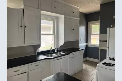 241 Warren Street, Calumet City, IL 60409 - Photo 9