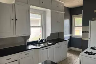 241 Warren St, Calumet City, IL 60409 - Photo 9