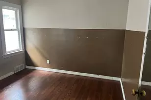 241 Warren St, Calumet City, IL 60409 - Photo 11