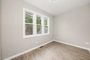 3229 Maple Ave, Brookfield, IL 60513 - Photo 7