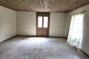 1546 Wheeler St, Woodstock, IL 60098 - Photo 11