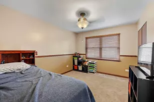 3806 Brenton Dr, Joliet, IL 60431 - Photo 15