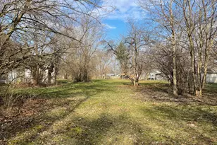 9020 Baldwin Dr, Machesney Park, IL 61115 - Photo 1