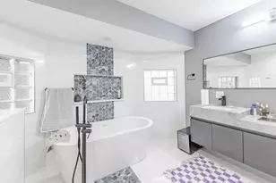 7335 S Greenwood Ave, Chicago, IL 60619 - Photo 13