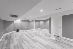 7335 S Greenwood Ave, Chicago, IL 60619 - Photo 19