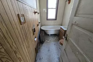 13920 Kanawha Ave, Dolton, IL 60419 - Photo 9