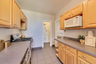 1755 E 55th St, Chicago, IL 60615 - Photo 9
