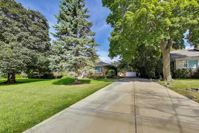 927 Half Day Road, Highland Park, IL 60035 - Photo 3