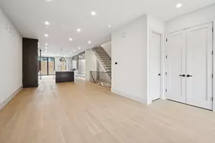 2434 W Superior St, Chicago, IL 60612 - Photo 15