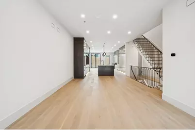 2434 W Superior Street, Chicago, IL 60612 - Photo 11