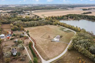 302 County Road 2650 N, Mahomet, IL 61853 - Photo 3