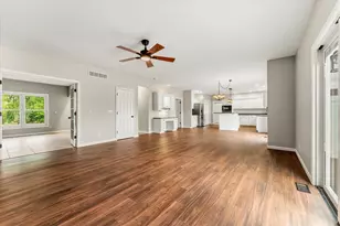 302 County Rd 2650 N, Mahomet, IL 61853 - Photo 29