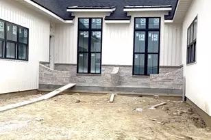 128 Allison Rd, Lexington, IL 61753 - Photo 5