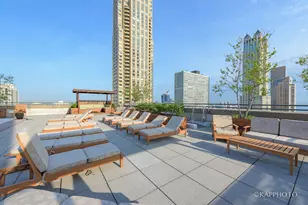 777 N Michigan Ave, Chicago, IL 60611 - Photo 27