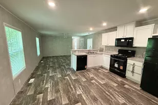 1712 S Dixie Hwy, Crete, IL 60417 - Photo 7