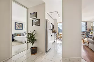 345 W Fullerton Pkwy, Chicago, IL 60614 - Photo 11