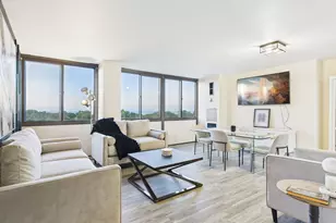 4800 S Lake Park Ave, Chicago, IL 60615 - Photo 5