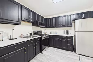 4800 S Lake Park Ave, Chicago, IL 60615 - Photo 11