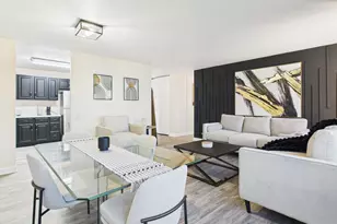 4800 S Lake Park Ave, Chicago, IL 60615 - Photo 7