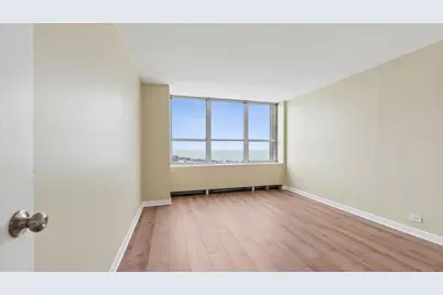 655 W Irving Park Road #3704, Chicago, IL 60613 - Photo 11