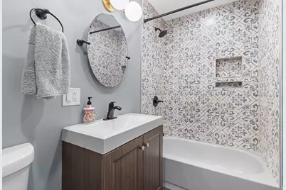 2528 N Fairfield Avenue, Chicago, IL 60647 - Photo 19