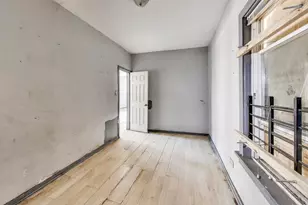 715 E 91st Pl, Chicago, IL 60619 - Photo 15