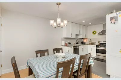 2B Kingery Quarter #207, Willowbrook, IL 60527 - Photo 5