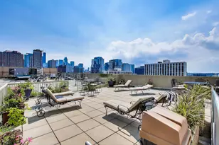 111 W Maple St, Chicago, IL 60610 - Photo 23