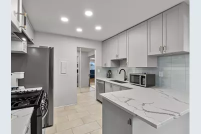 940 E Old Willow Road #305, Prospect Heights, IL 60070 - Photo 7