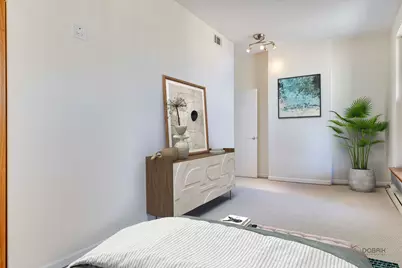 902 W Newport Avenue, Chicago, IL 60657 - Photo 27