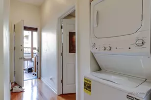 902 W Newport Ave, Chicago, IL 60657 - Photo 39