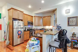 902 W Newport Ave, Chicago, IL 60657 - Photo 33