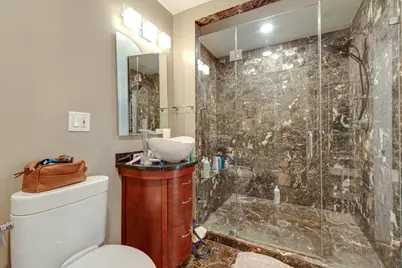 902 W Newport Avenue, Chicago, IL 60657 - Photo 23