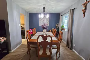 9601 S Karlov Ave, Oak Lawn, IL 60453 - Photo 7