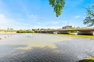 187 E Water St, Kankakee, IL 60901 - Photo 3