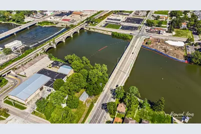 187 E Water Street, Kankakee, IL 60901 - Photo 23