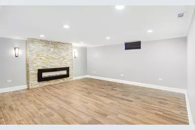 18307 Locust Street, Lansing, IL 60438 - Photo 15