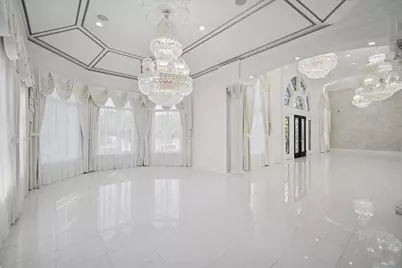 2315 N Arlington Heights Road, Arlington Heights, IL 60004 - Photo 9