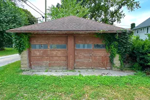 211 S Bloomington St, Streator, IL 61364 - Photo 17