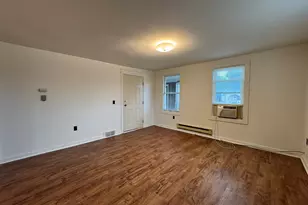 39 E Church St, Sandwich, IL 60548 - Photo 3