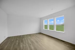 646 W Ashton Dr, Maple Park, IL 60151 - Photo 3