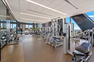 175 E Delaware Pl, Chicago, IL 60611 - Photo 17